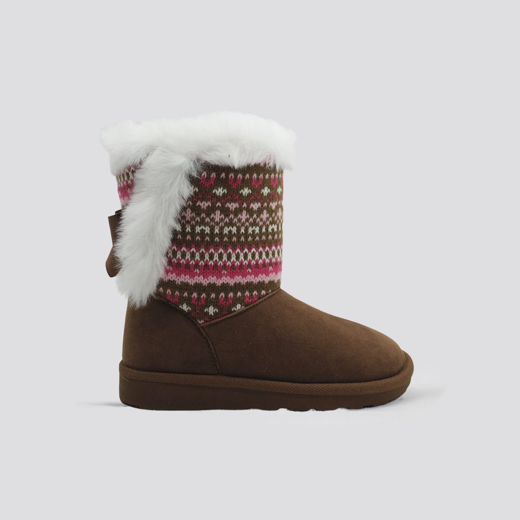 Snow boots